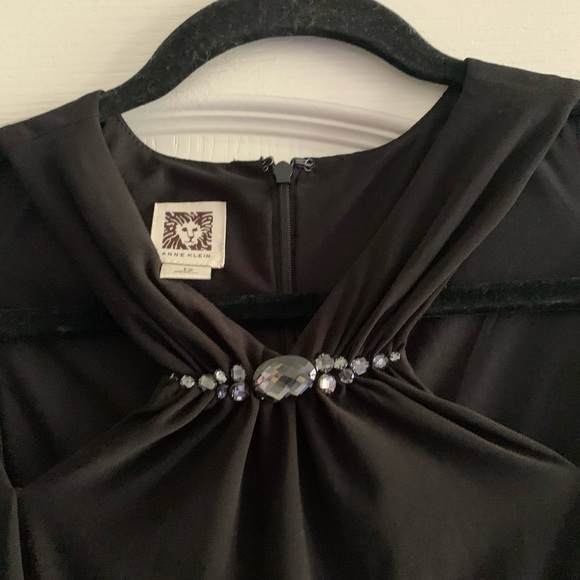 Anne Klein - little black dress - Picture 2 of 7
